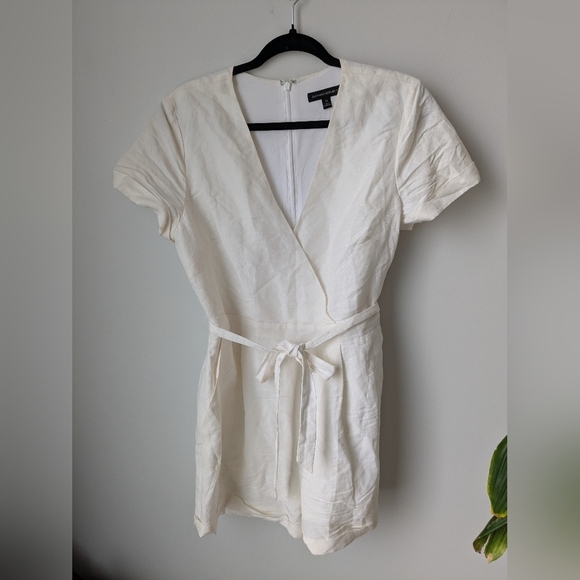 Banana Republic Pants - Banana Republic linen/ cCotton blend shorts romper- Size 12